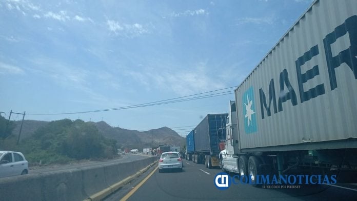 caos vial en puerto