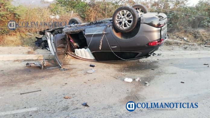 volcadura en Manzanillo 2