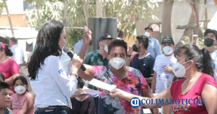 Mely Santa Elena Tecomán