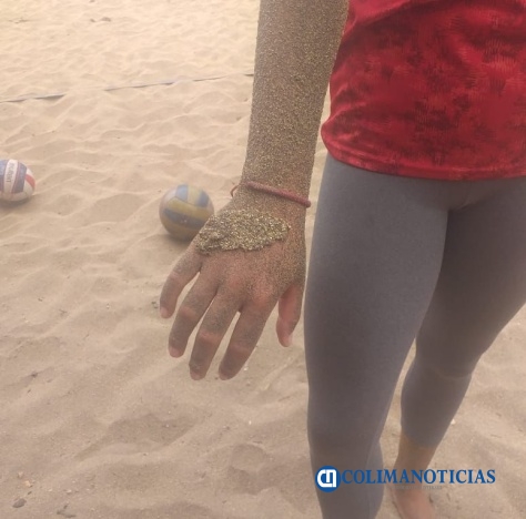 escremento de mascotas en playa