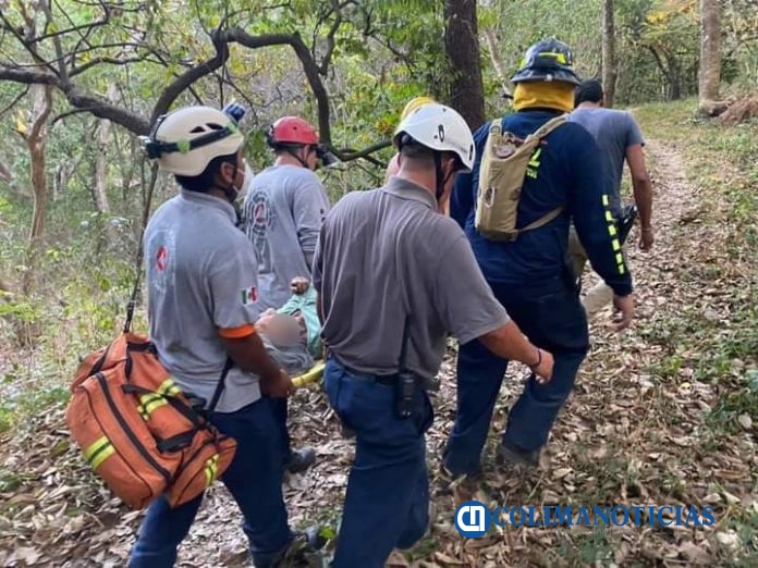 rescate PC adulta mayor en Comala