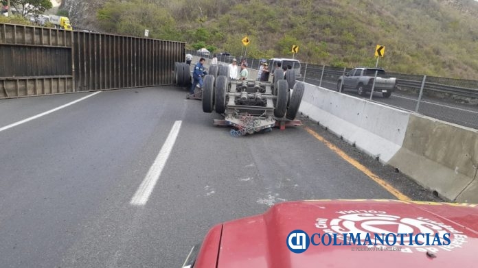 accidente en autopista a Colima - foto PC COLIMA