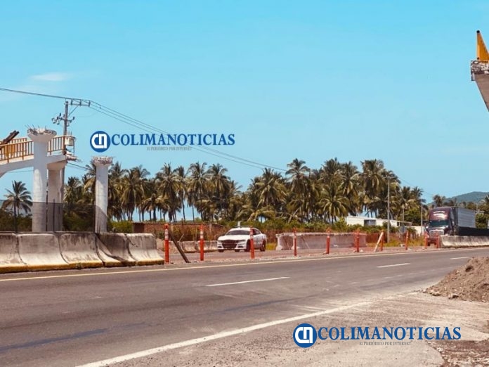 Trabajador resulta herido al caer del puente peatonal de la colonia Bayardo3