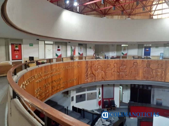 Desalojan oficinas diputados de la Quincuagesima Legislatura