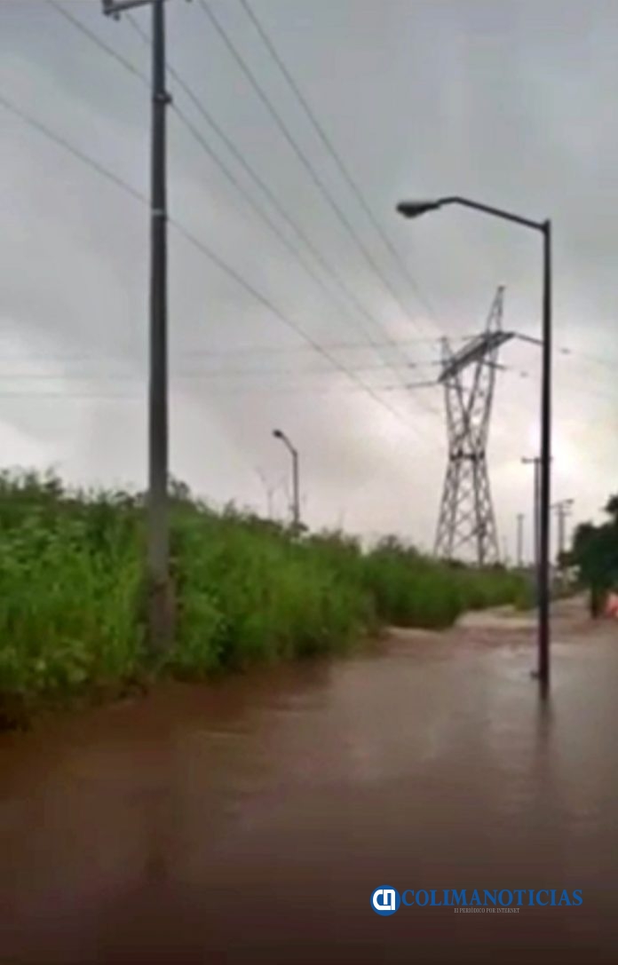 Habitantes de colonia Villafuentes urgen a autoridades abrir la avenida Bicentenario