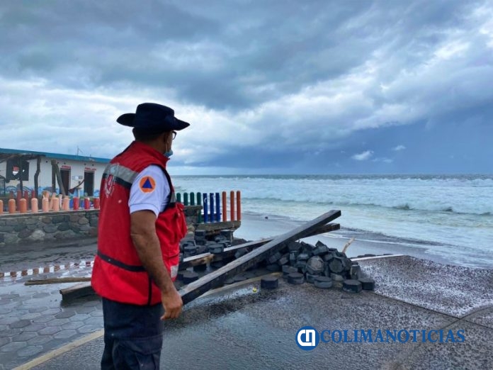 lluvia y fuerte oleaje en la zona costera