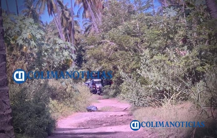 hallan a una persona muerta en una brecha en la autopista Manzanillo - Colima