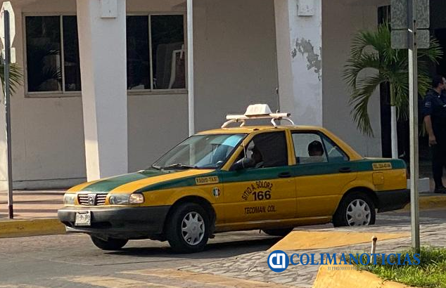 taxi tecomán