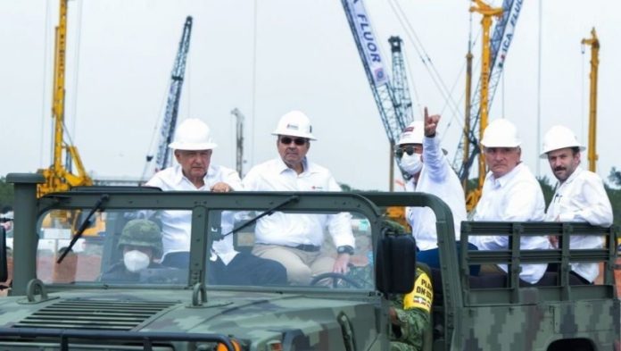 AMLO declara sus megaproyectos como temas de seguridad nacional