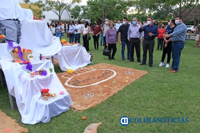PRINCIPAL_Rector asiste a evento Cantrinas de Fuego