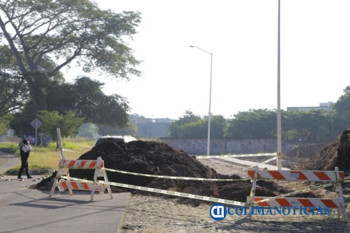 Atiende ayuntamiento de Colima brote de agua en Ignacio Sandoval