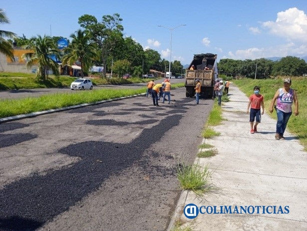Bacheo en la Villa