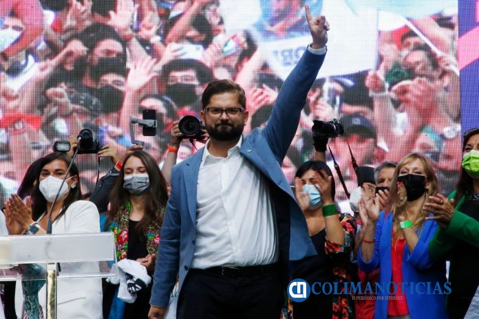 Kast and Boric Close Campaigns Ahead of Sunday Presidential Run-off