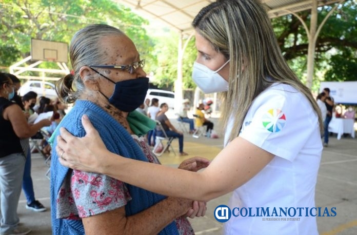 Margarita Moreno sigue atendiendo a las comunidades rurales