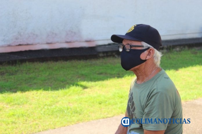 adulto mayor cubrebocas