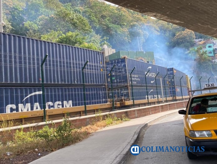 contenedores manzanillo