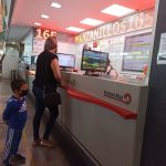 pasajeros autobus colima niño