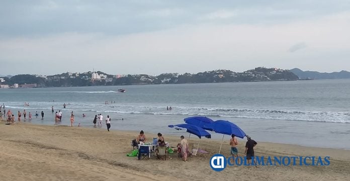 playas de colima
