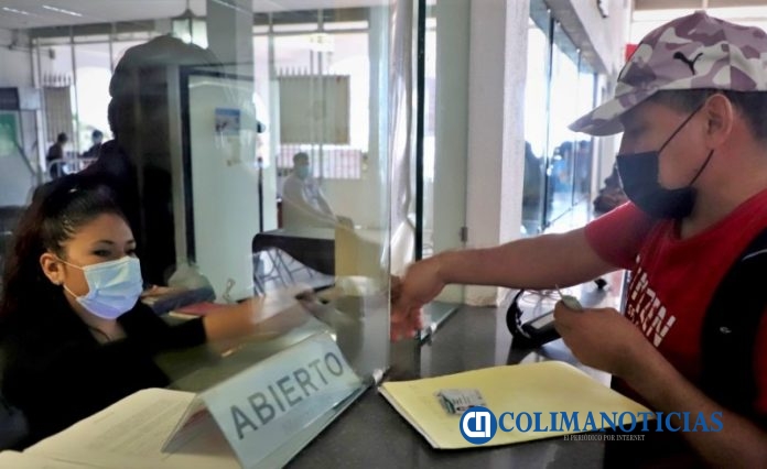 Ayuntamiento facilita a manzanillenses de la zona rural, el pago de impuestos