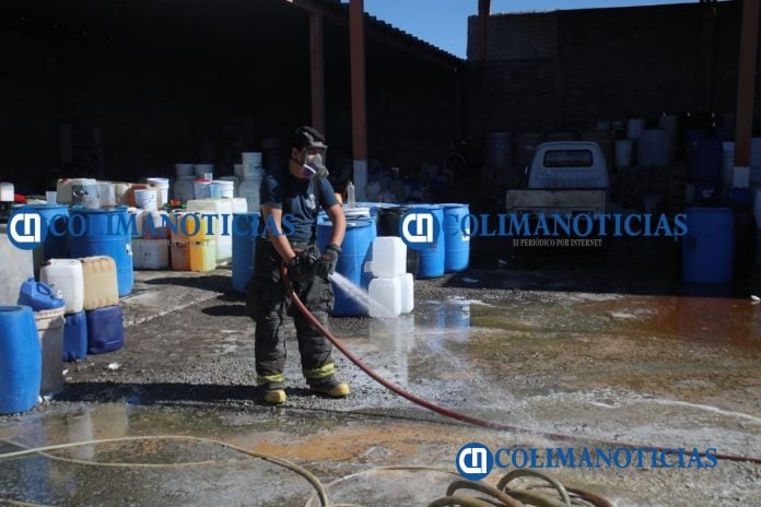 Se derrama hipoclorito de sodio en un negocio de la colonia Los Pinos 3