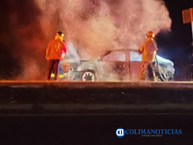 incendio auto nissan