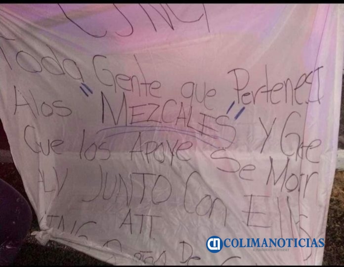 Aparecen narcomantas en diferentes partes de la capital