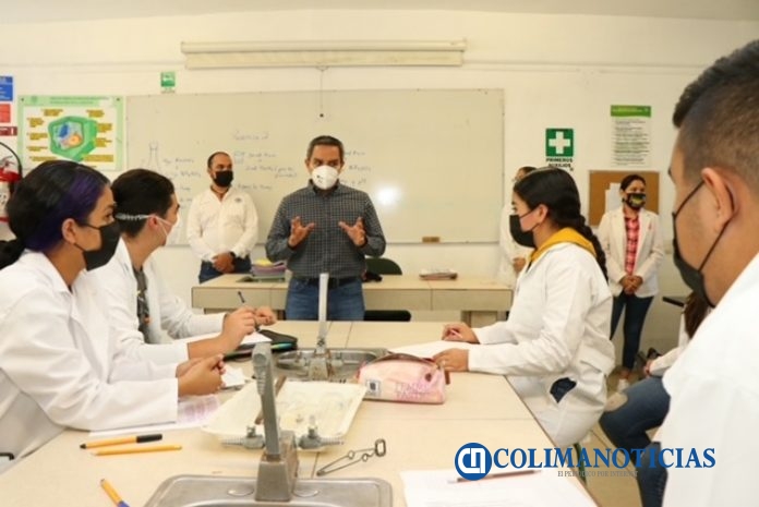 batch_Realiza rector visita de trabajo a bachilleratos del norte del estado