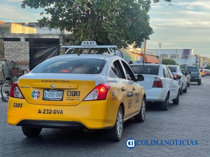 taxi de tecoman