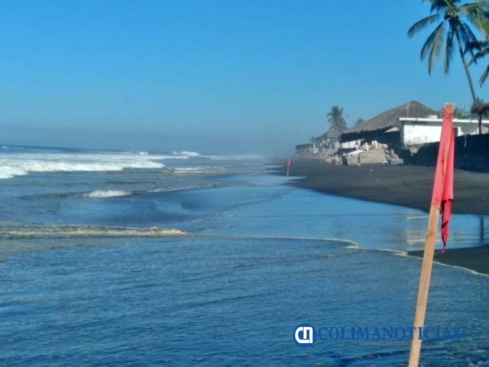 Se registra fuerte oleaje y marejadas en la costa colimense