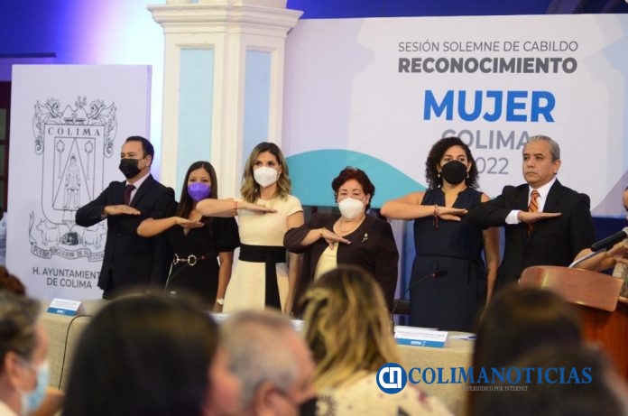 mujeres Colima