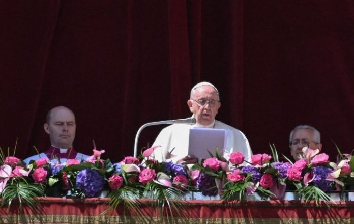 El papa Francisco llama a la paz en medio de la Pascua de guerra