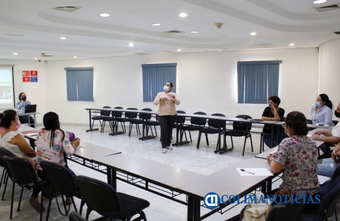 Fomentan relaciones parentales sanas en familias universitarias