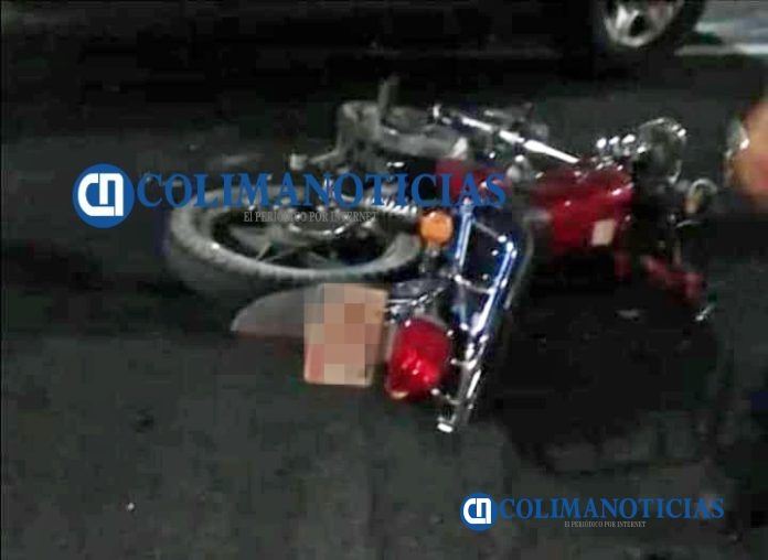 Muere motociclista al ser arrollado por una camioneta en el distribuidor vial de San Pedrito