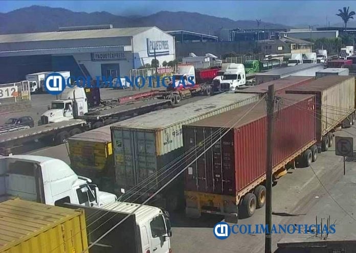Reportan congestionada la carretera Puerto Jalipa