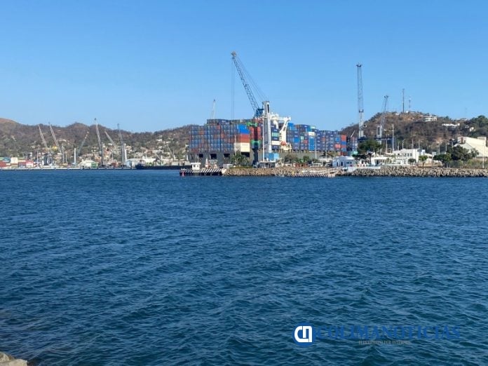 puerto de manzanillo contenedores