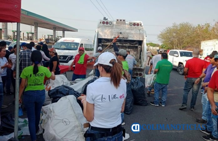 Embotelladora de Colima y Ayuntamiento de Villa de Alvarez limpian la J. Merced Cabrera