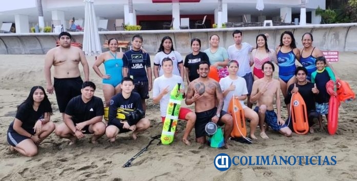 equipo de cuerpo de rescate aguas abiertas Manzanillo
