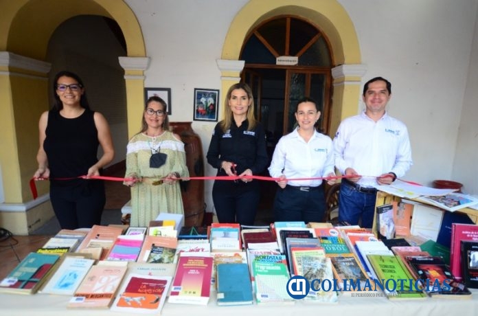 Adopta un Libro