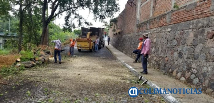 Ayuntamiento de Colima da respuesta a reportes tras primera lluvia de la temporada