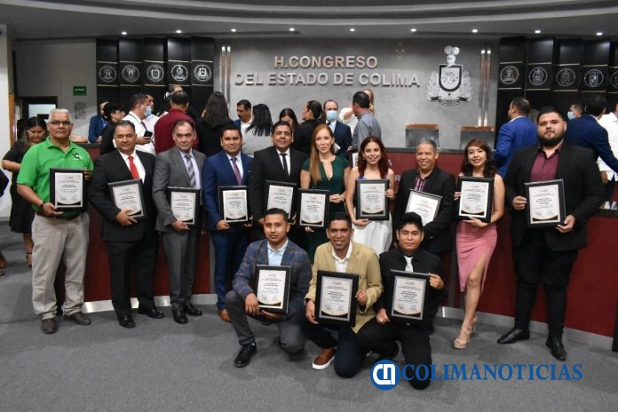 Congreso entrega premios estatales de Periodismo 20225