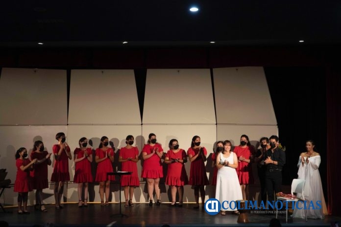Coral Femenina rinde homenaje a Davide Nicolini_a
