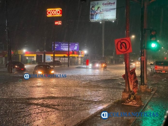 Fuertes lluvias se registran en Manzanillo2