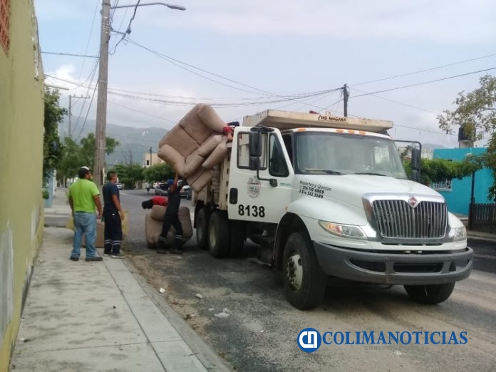 DESCACHARRIZACION-MANZANILLO (8)
