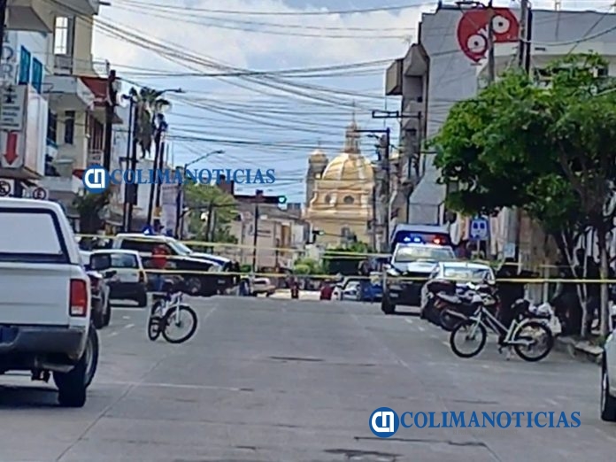 Ejecutan a un hombre en plena Madero en el Centro de Colima