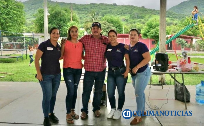 En la comunidad de La Presa se imparte charla sobre derechos de las mujeres