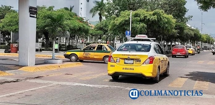 taxis de tecoman