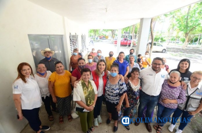 Entrega Margarita Moreno subsidios a promotoras de la salud
