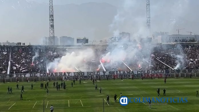 Se derrumba el techo de tribuna del estadio del Colo-Colo