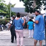 pacientes del imss afuera por sismo