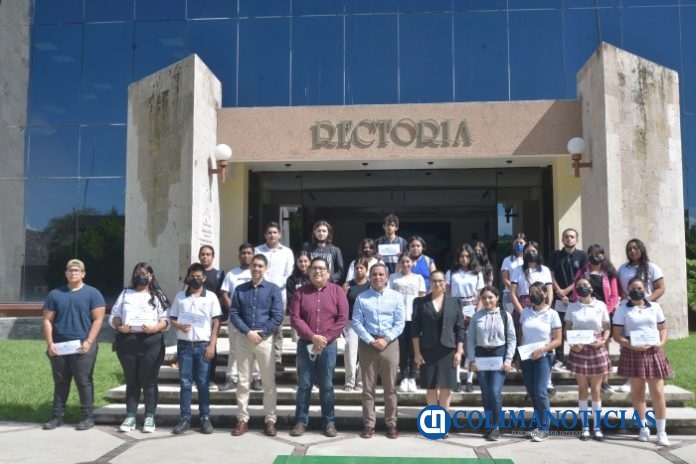 Entrega de Becas UdeC Donativos_Certificado de internet_a